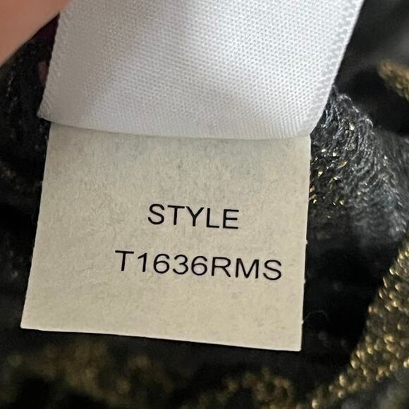 Laila Jayde (XS) Shimmer Stripe Collar Long Sleeve High Low Metallic Knit Top - Picture 8 of 9